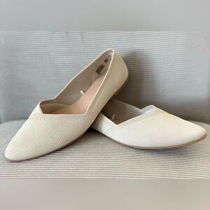 Time and Tru Cream Pointed-Toe Slip-On Flats
